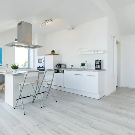 Strandweg 6-7 Sandhalm *