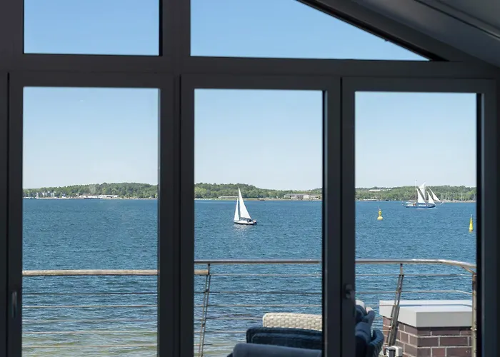 Strandweg 6-7 Sandhalm * Heikendorf