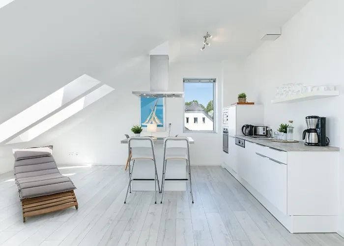 Strandweg 6-7 Sandhalm * Heikendorf