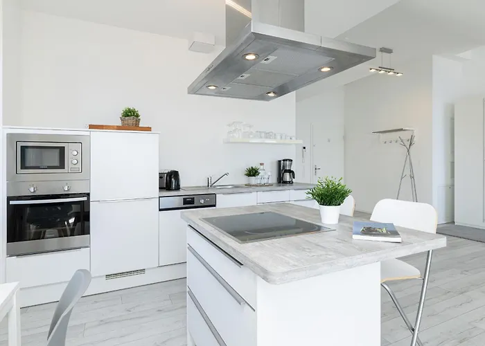 Strandweg 6-7 Sandhalm *